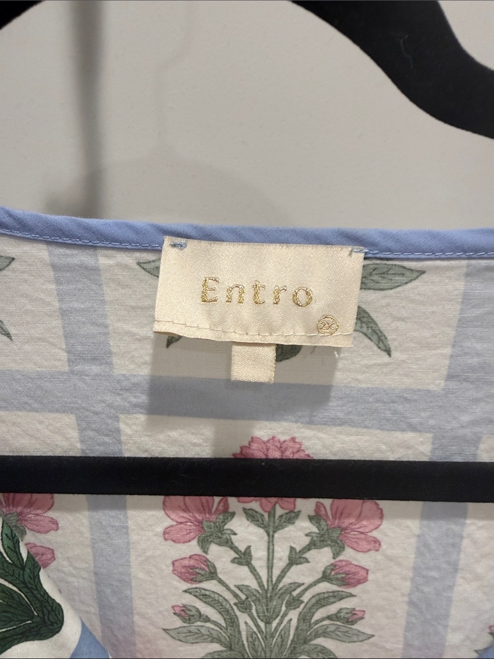 Boutique Entro Pink Floral Smocked Tunic with Blue Trim - Picture 2 of 4